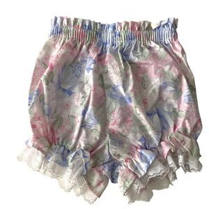 Vintage Floral Ruffle Shorts with Lace Trim in Kids Size ***SEE MEASUREMENTS***